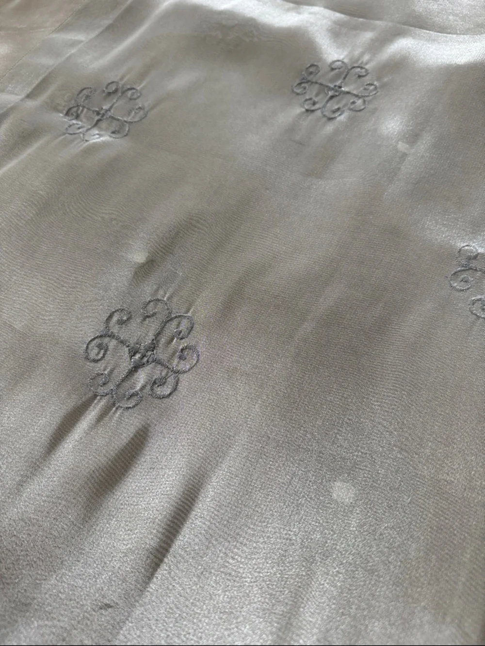 Fancy Silver Embroidered Square Table Topper NWOT